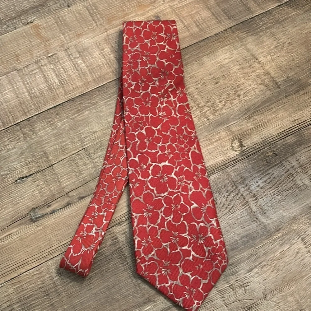 Tommy Bahama Floral Tie. Tropical | 100% Silk | Men’s 58”L | EUC | Hibiscus